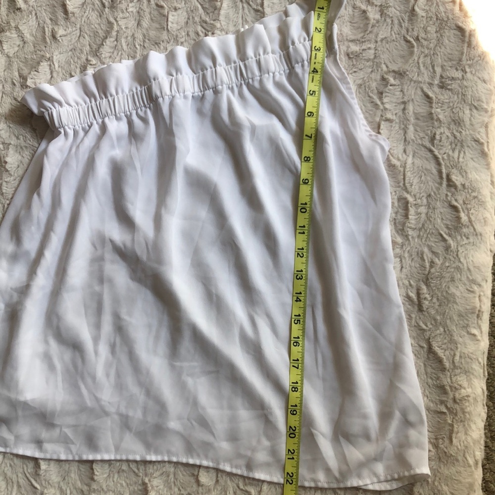Belle Sky White One-Shoulder Top - Picture 4 of 6